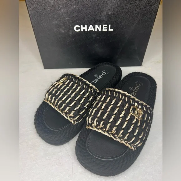 NEW CHANEL WOMENS BRAIDED KNIT METALLIC CC SLIDES SZ EU 39 - Picture 4 of 12